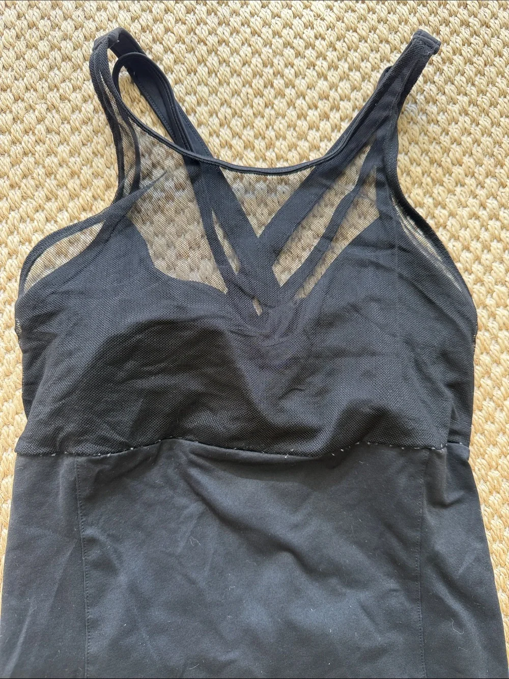 Alo Carmen Bra Black Mesh Detail Tank Top size small